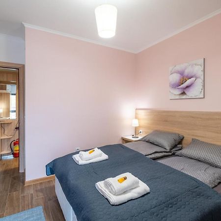 Chic 1Br Flat - Technical University & Hospital ソフィア エクステリア 写真